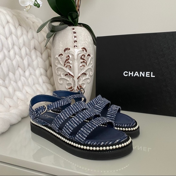 ✅ SOLD. NWT Chanel tweed sandals - Picture 11 of 12